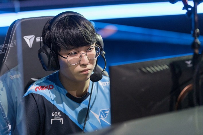 期间高调公 期间高调公