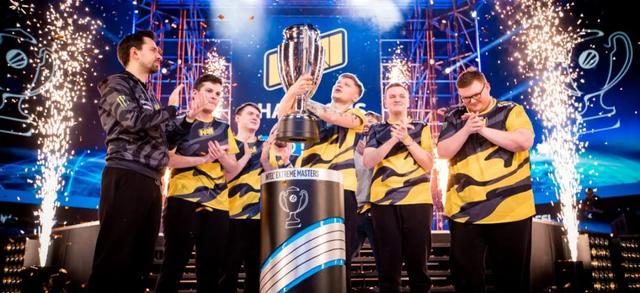 回到女子高 回到女子高